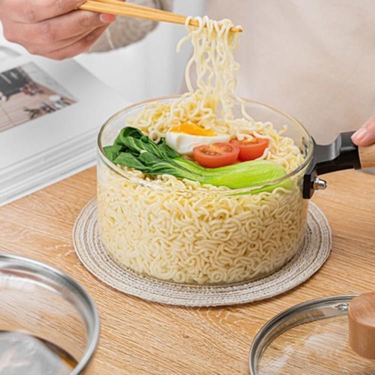 アムウェイ 譲り受ける 中フライパン 未使用品 料理本とスクラブ アムウェイ 譲り受ける 中フライパン 未使用品 料理本とスクラブ