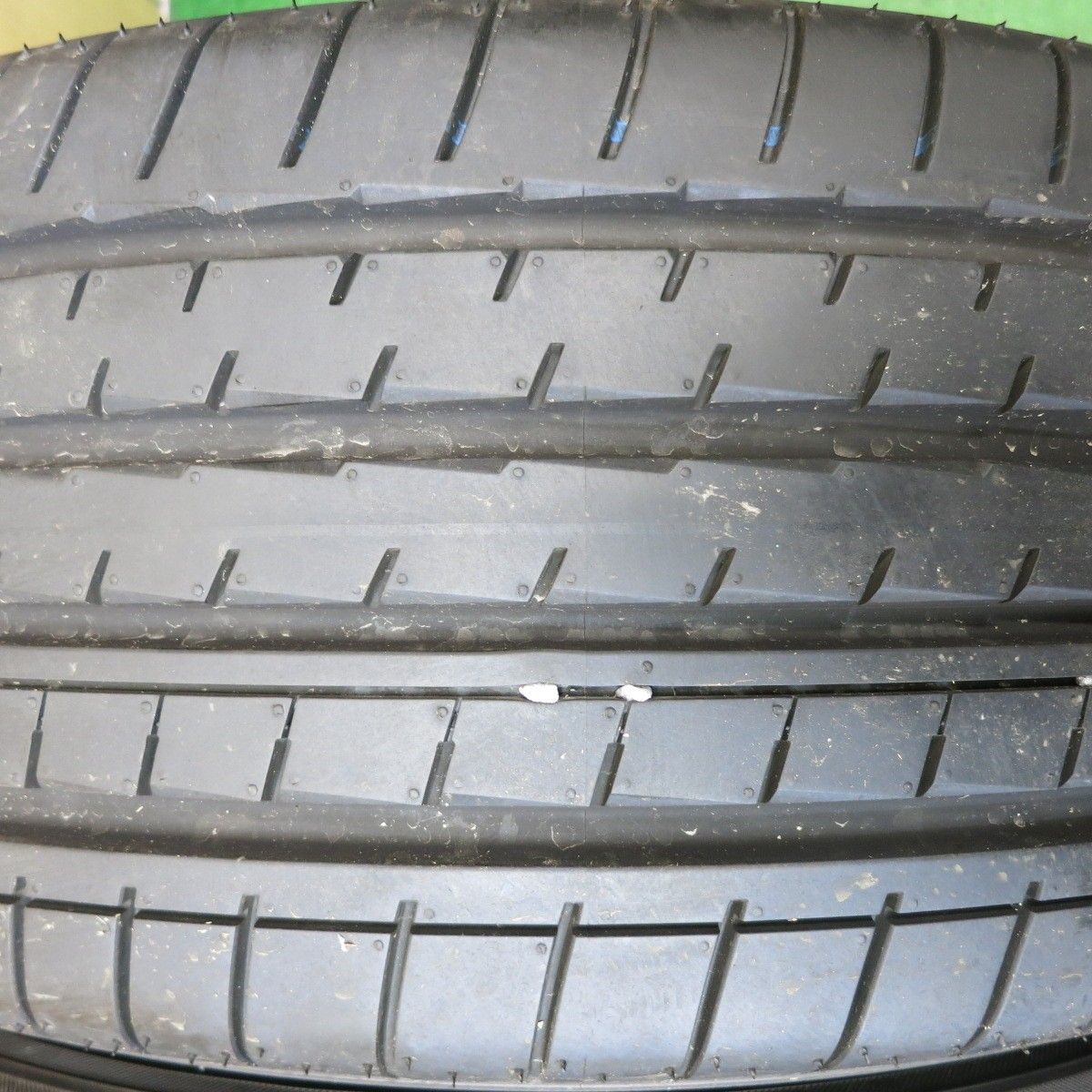 【爆安通販】 新車外し 25年 センサー付 レクサス NX 純正 235 60R18 ヨコハマ BluEarth-XT AE61 18インチ PCD114.3 5H 5092001HAノ