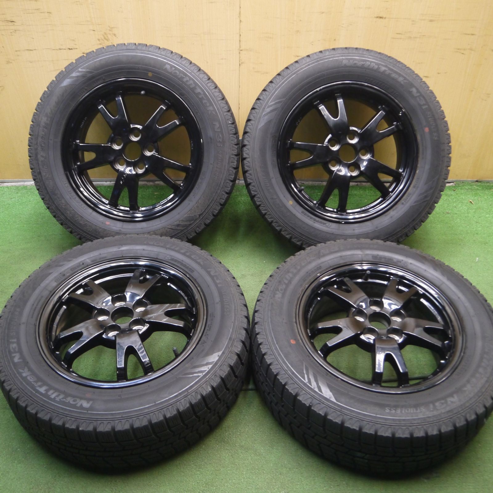 送料無料* バリ溝！9.5分以上☆トヨタ 30系 プリウス 純正 195/65R15 