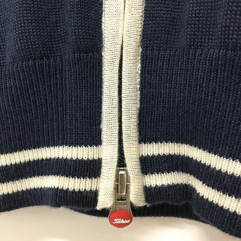 タイトリスト　ゴルフ　ニットジャケット 超美品】タイトリスト ニットジャケット 白×ネイビー 総柄