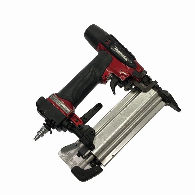 送料無料☆彡】 makita マキタ 55mm 高圧 仕上釘打 AF551H 送料無料☆彡】 makita マキタ 55mm 高圧 仕上釘打 AF551H