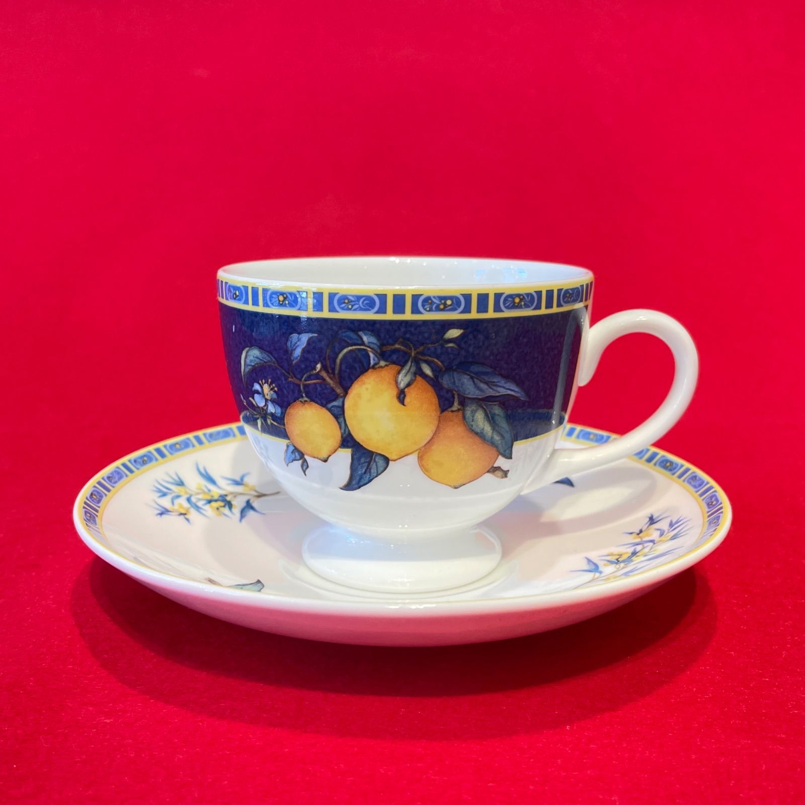 廃盤品】ウェッジウッドWEDGWOOD シトロン カップ&ソーサー - メルカリ