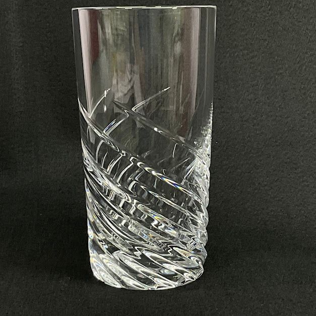 バカラ スピン アンタンジブルハイボール2600761 ARIK LEVY