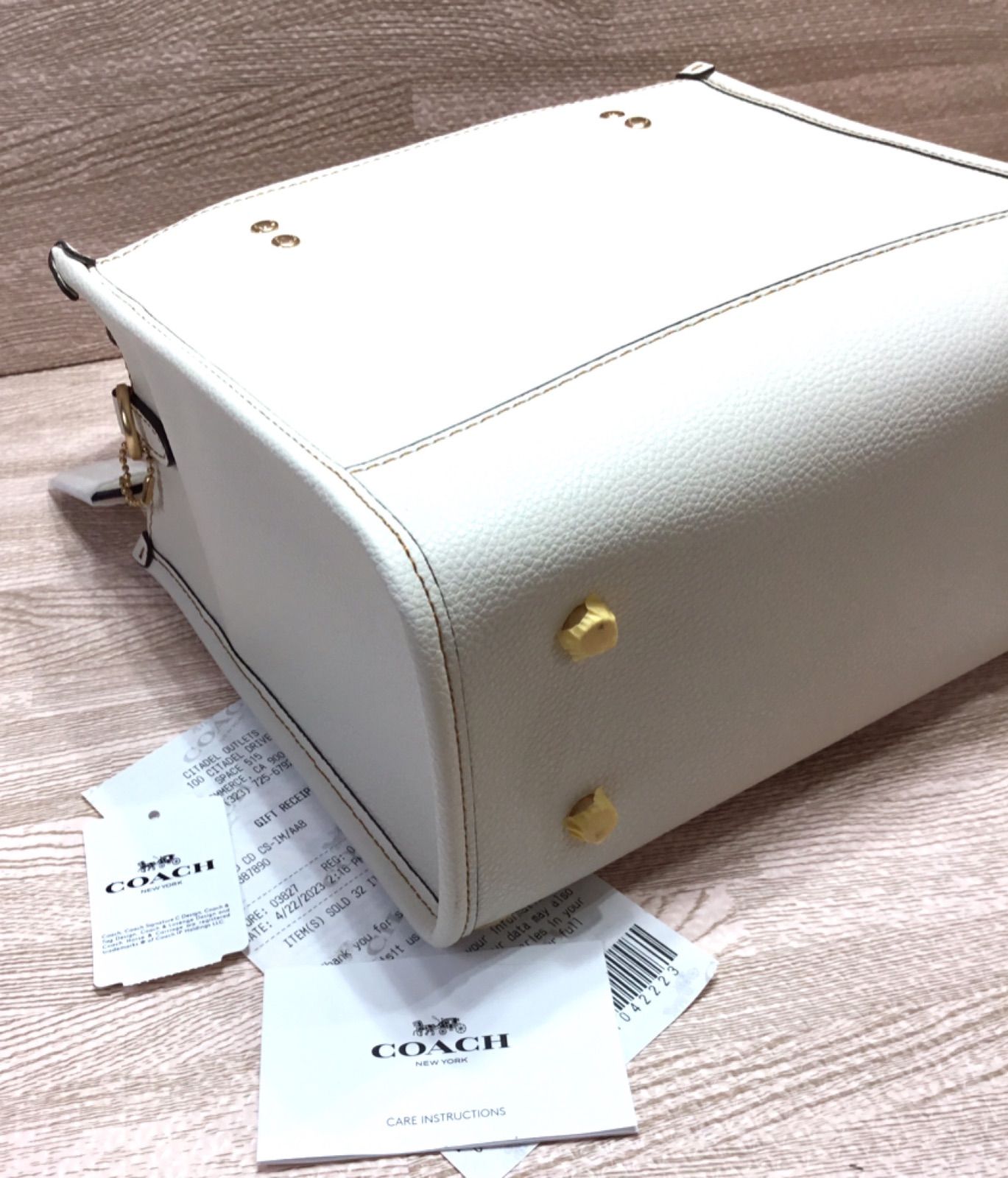 最先端 COACH コーチCOACH X PEANUTSトー22スヌーピアイス