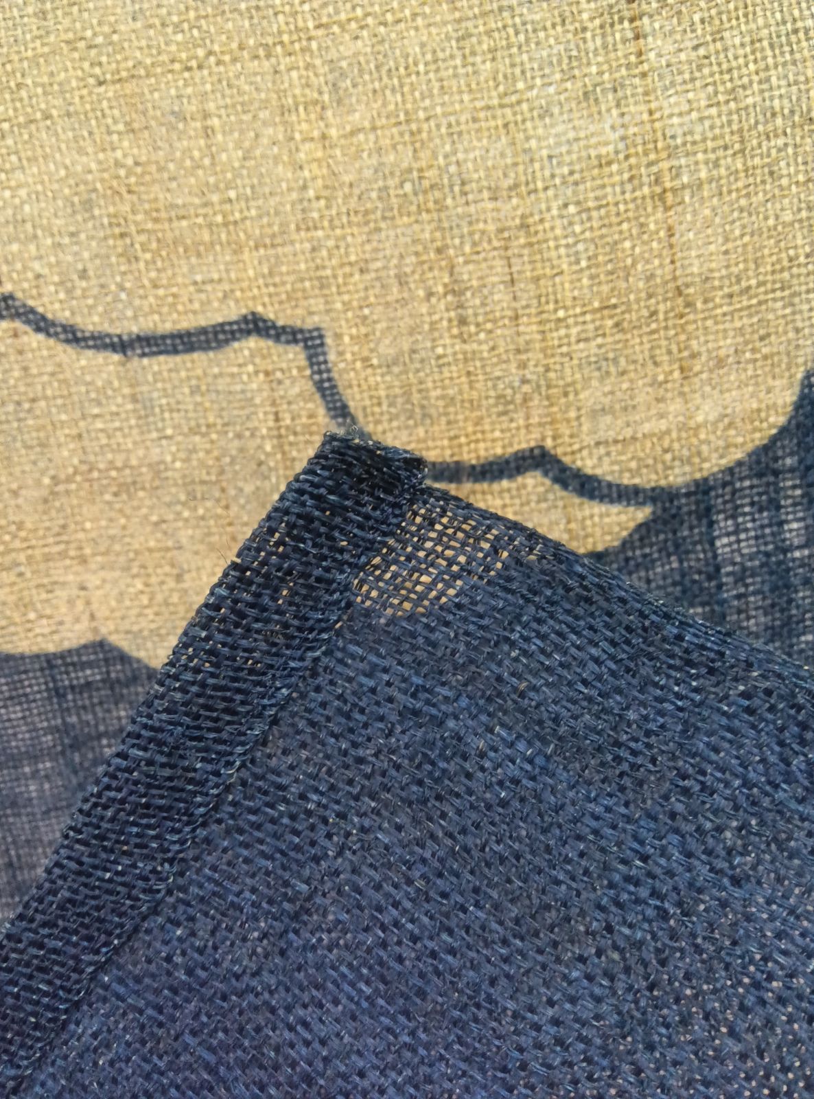 手描き麻暖簾【鳥と忍草】手染め のれん 巾81×144cm 一点物 アンティーク