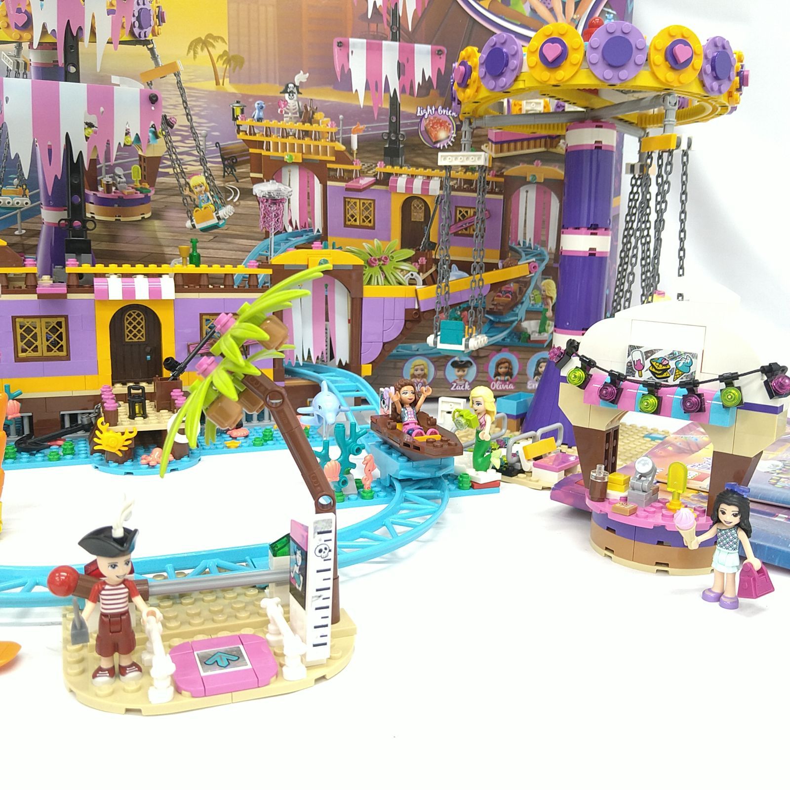 レゴフレンズ41375.　ハートレイク遊園地 Amazon.co.jp: レゴ(LEGO) フレンズ ハートレイク遊園地 41375