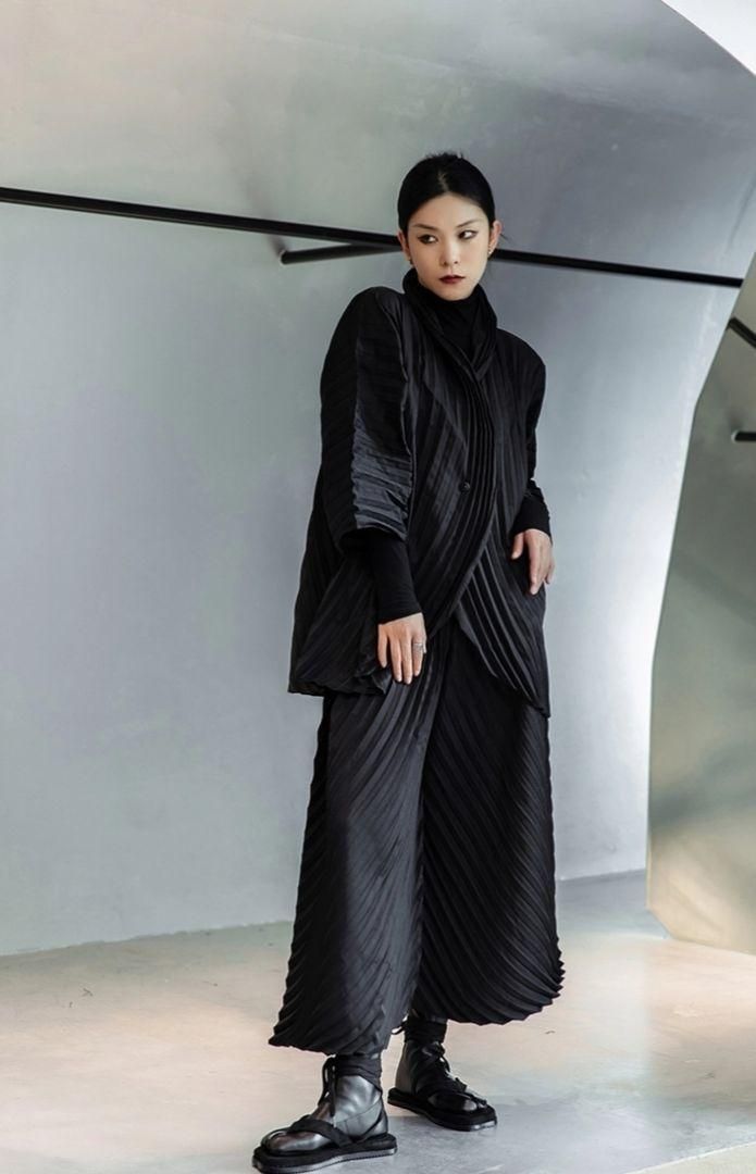 Celt&Cobra チェスターコート　サイズL 美品！ ATTACHMENT チェスターコート コート 2/48 WO カルゼ オーバーサイズド