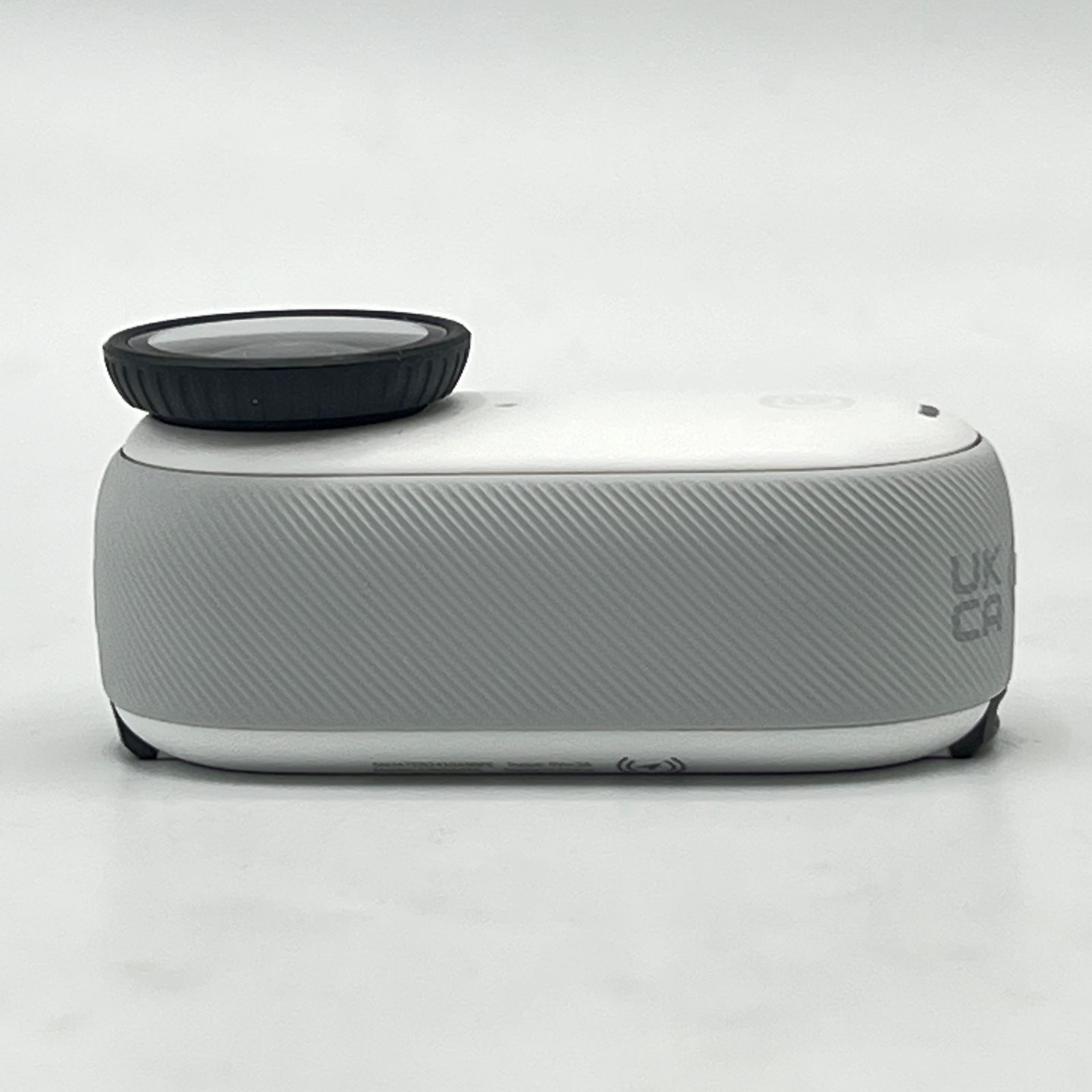  Insta 360 GO 3 S 64 GB _GO 06 アークティックホワイト アクションカメラ インスタ ゴー 本体 GoPro アクションカメラ ウェアラブルカメラ本体