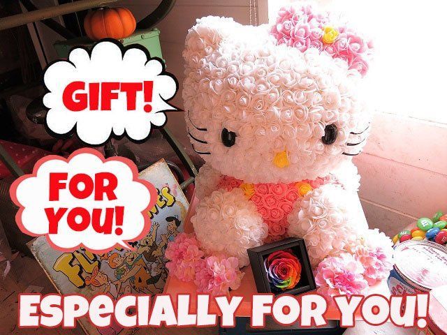 プロポーズ 彼女 キティ ミニローズ 花束風ギフト ダイヤモンド レインボーローズ プリザーブドフラワー入りギフト ケース付き kitty