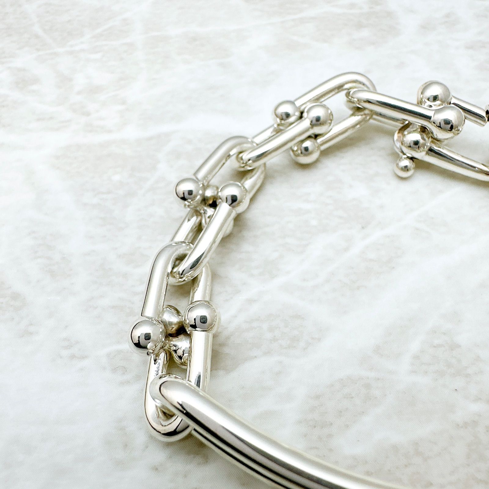 美品🌟Tiffany＆Co. ハードウェア オーバル リンク ミディアム