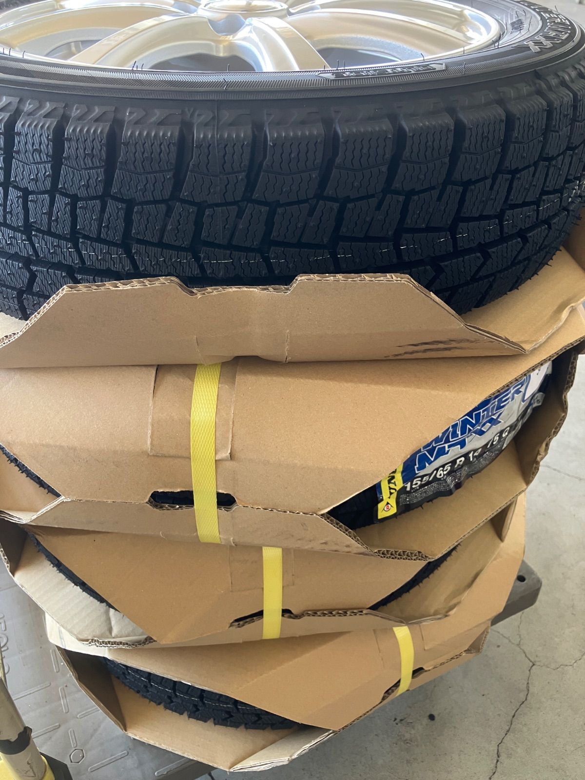 ダンロップ ウィンターマックス02 155 65R14 シルバーアルミセット USTAUSTRALIA_COM_AU