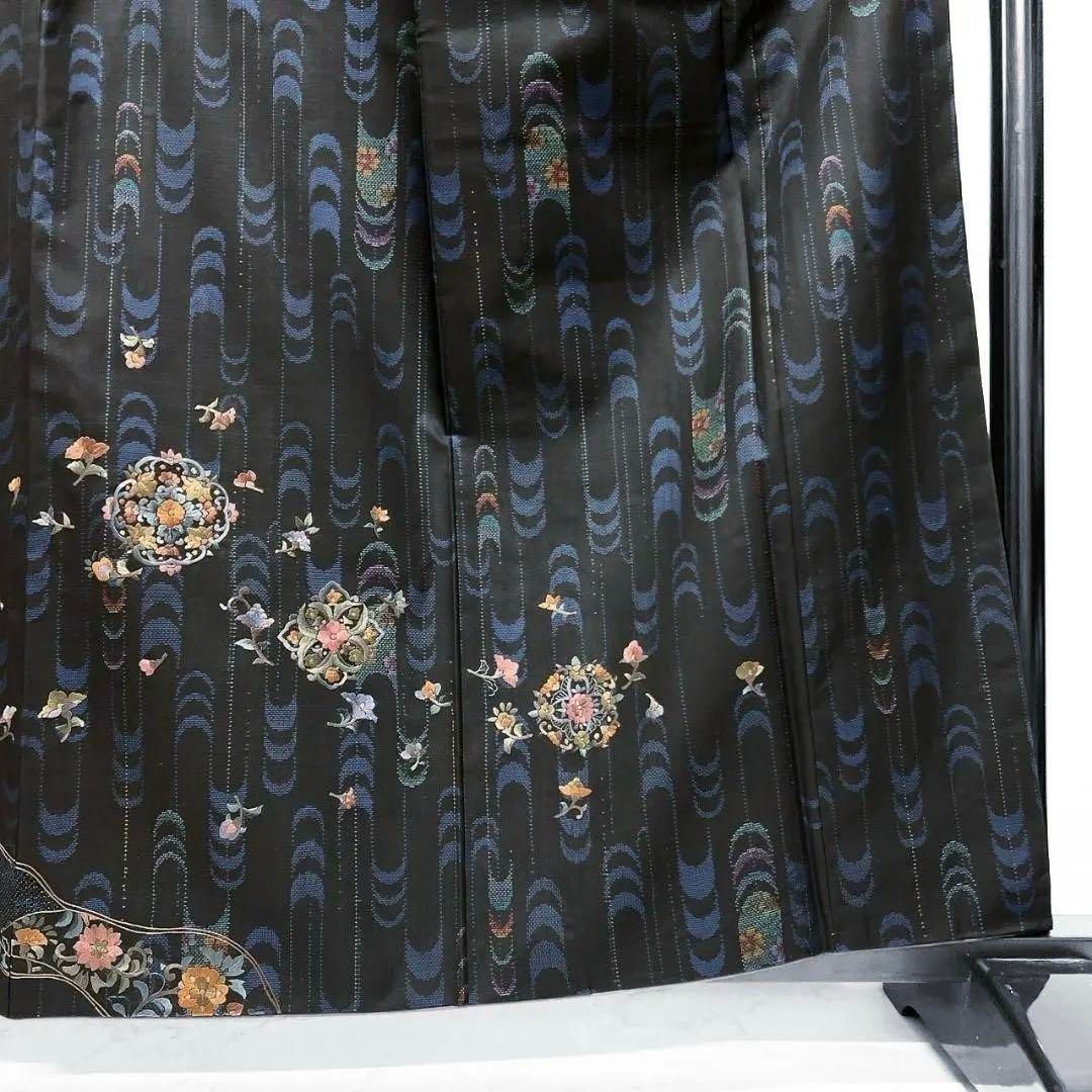 大島紬 スワトウ刺繍 金駒刺繍 刺繍 花紋 観世水 付け下げ 着物 014a p 