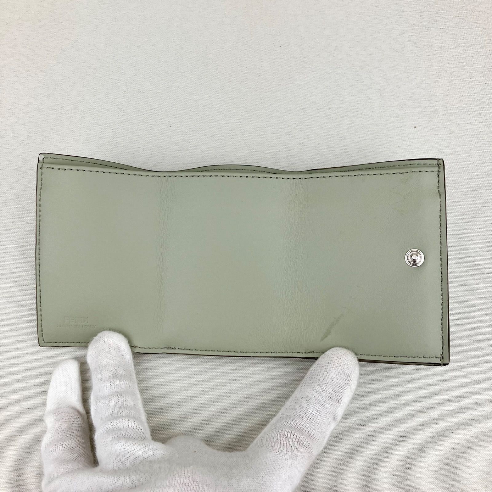 美品】FENDI フェンディ ピーカブー コンパクトウォレット 美品】FENDI フェンディ ピーカブー コンパクトウォレット