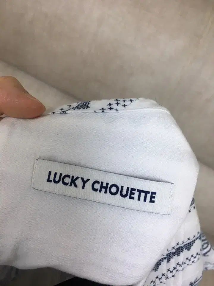 LUCKY CHOUETTE(ラッキーシュエトゥ) 白 パターン ティアード