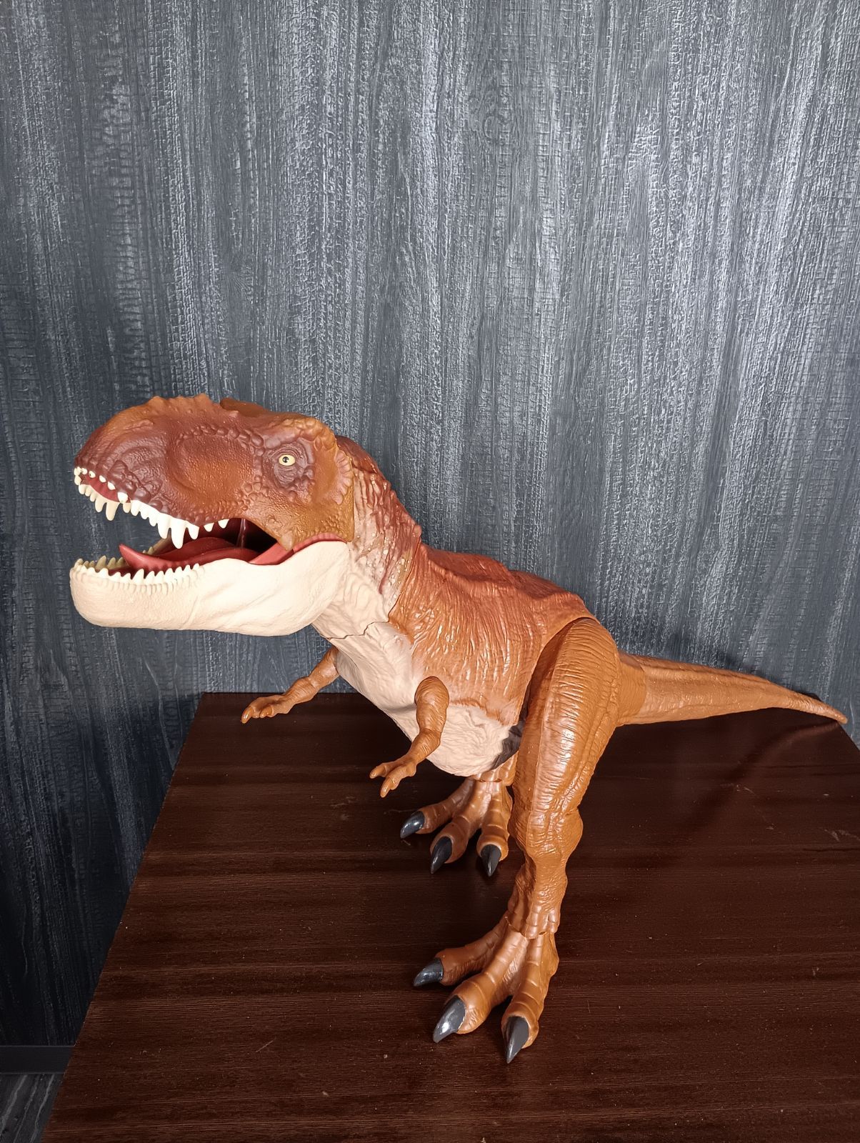 K-1333 ジュラシック ワールド スーパービッグ! T-レックス FMM63 恐竜