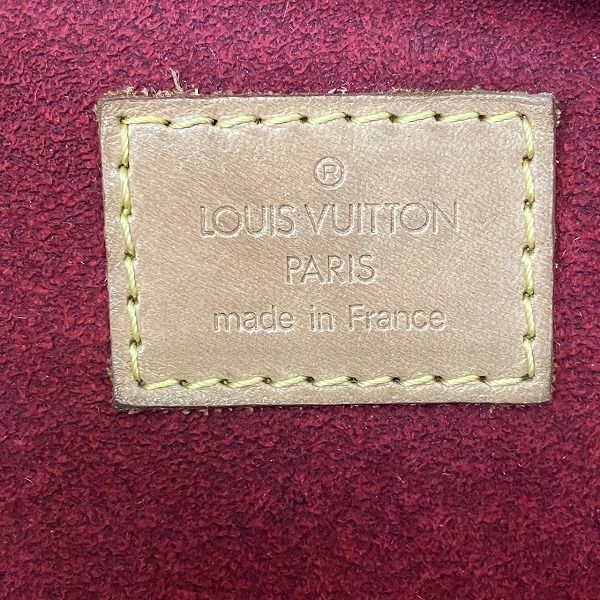 Vuitton モノグラム