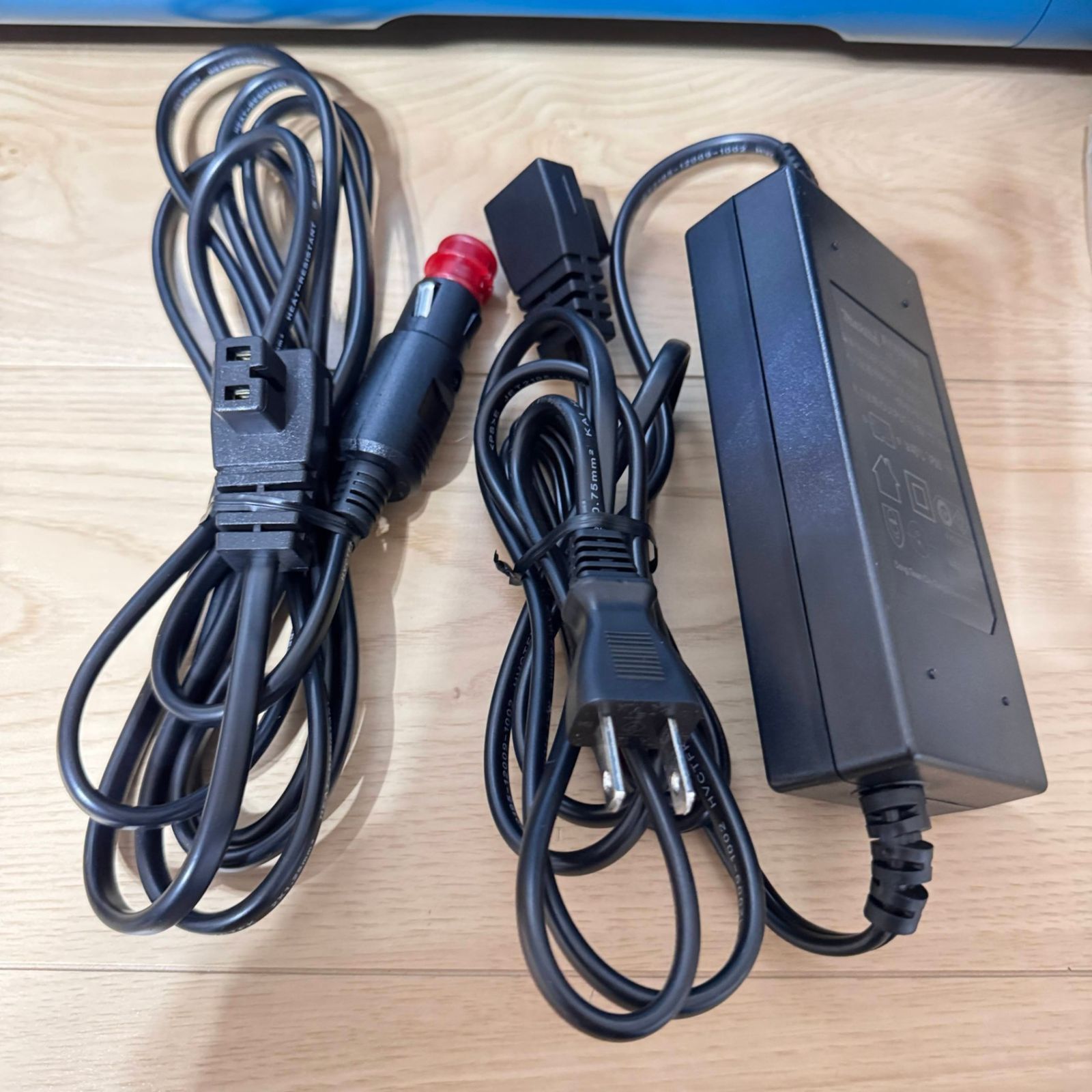 動作 済み 7日間補償 Makita マキタ CW180D18v 20L 充電式保冷温庫 ACアダプタ DCアダプタ 肩掛けベルト付き WWW_KANDAIZUMI_COM