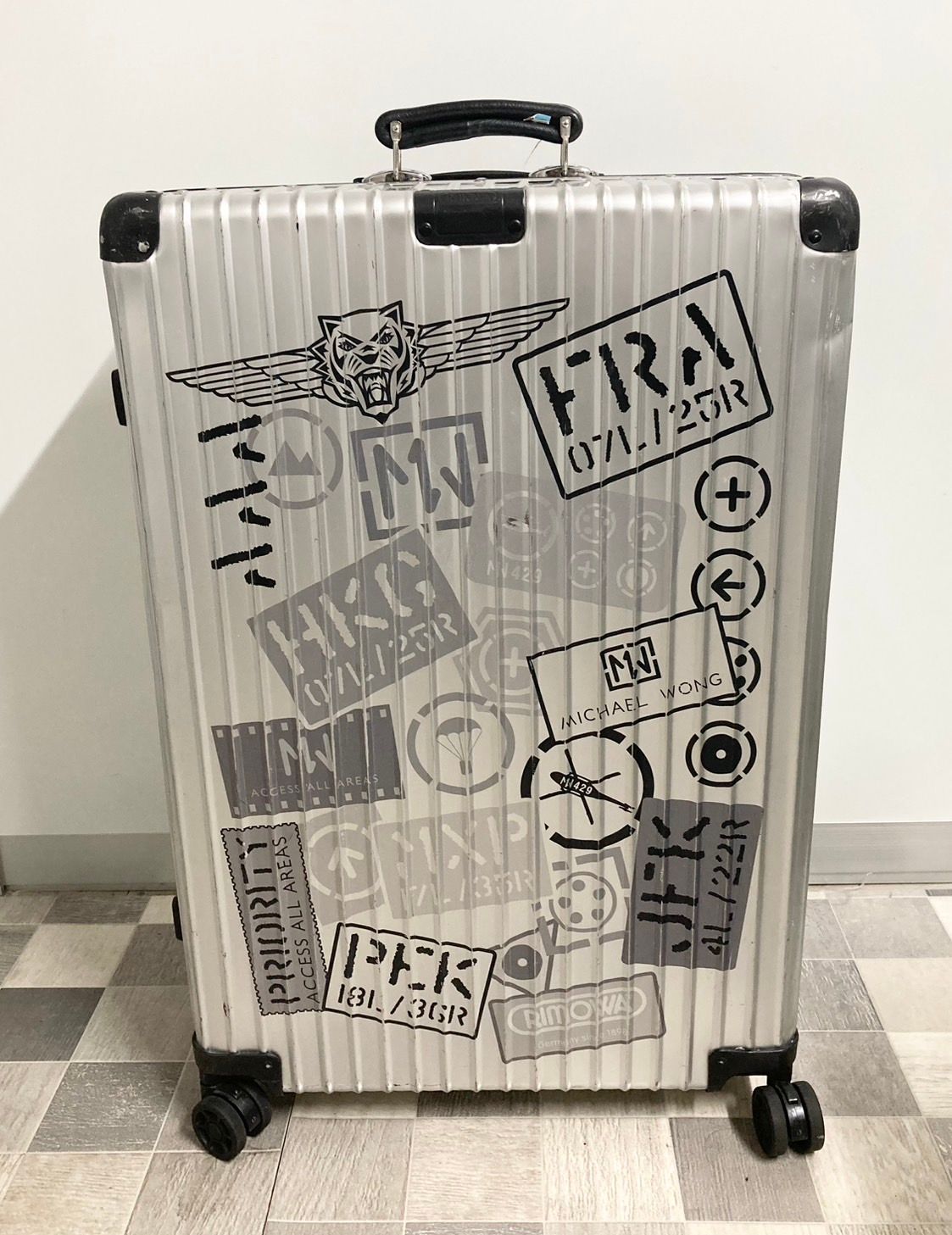 82L RIMOWA 香港限定 リモワ Michael Wong キャリーケース Yahoo!オークション - RIMOWA 香港限定モデル リモワ Michael