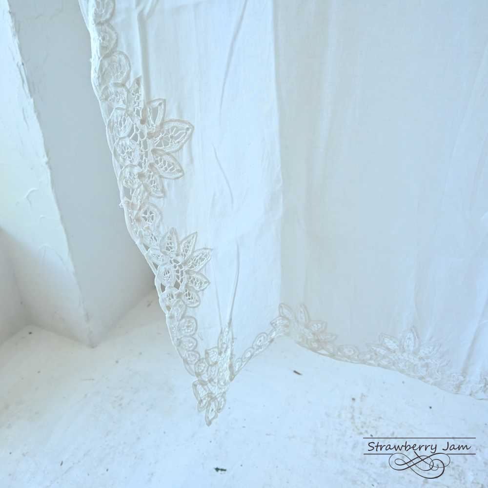 カーテンレース