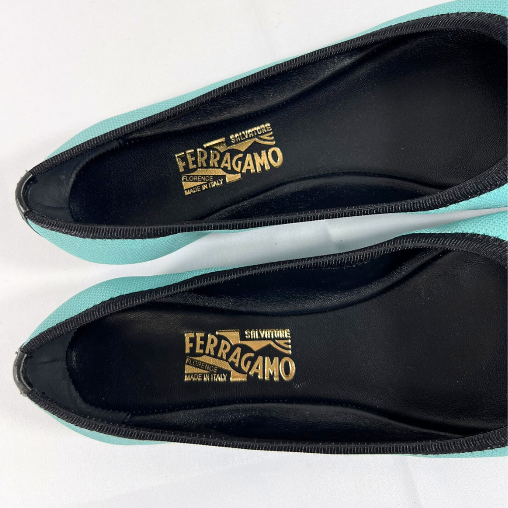 26.0cm【限定セール】新品・未使用 FERRAGAMO フェラガモ フラットパンプス 01N989 726781 マルチカラー ブルー系 サルヴァトーレ フェラガモ SALVATORE FERRAGAMO 大きいサイズ