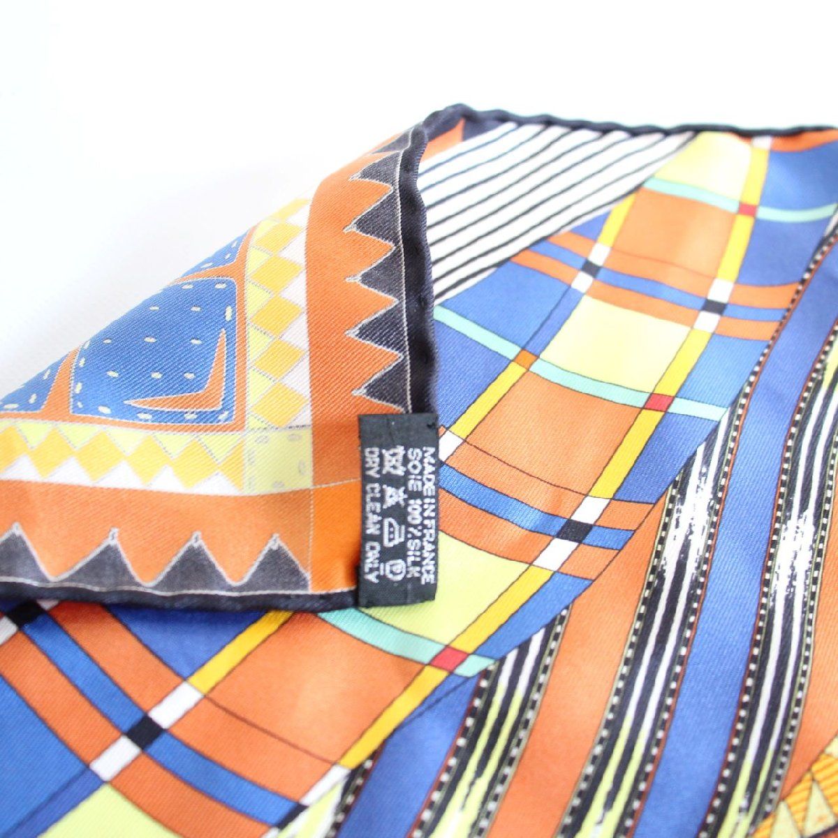 美品　Hermesカレ インドのかけら ガブロッシュ　カレ９０スカーフ　エルメス HERMES エルメス カレ 45 ガヴロッシュ スカーフ インドのかけら