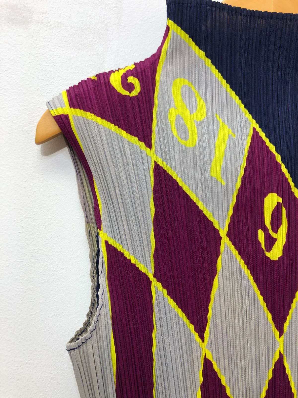  523 PLEATS PLEASE プリーツプリーズ イッセイミヤケ ルーレット柄 ハイネックカットソー その他 トップス