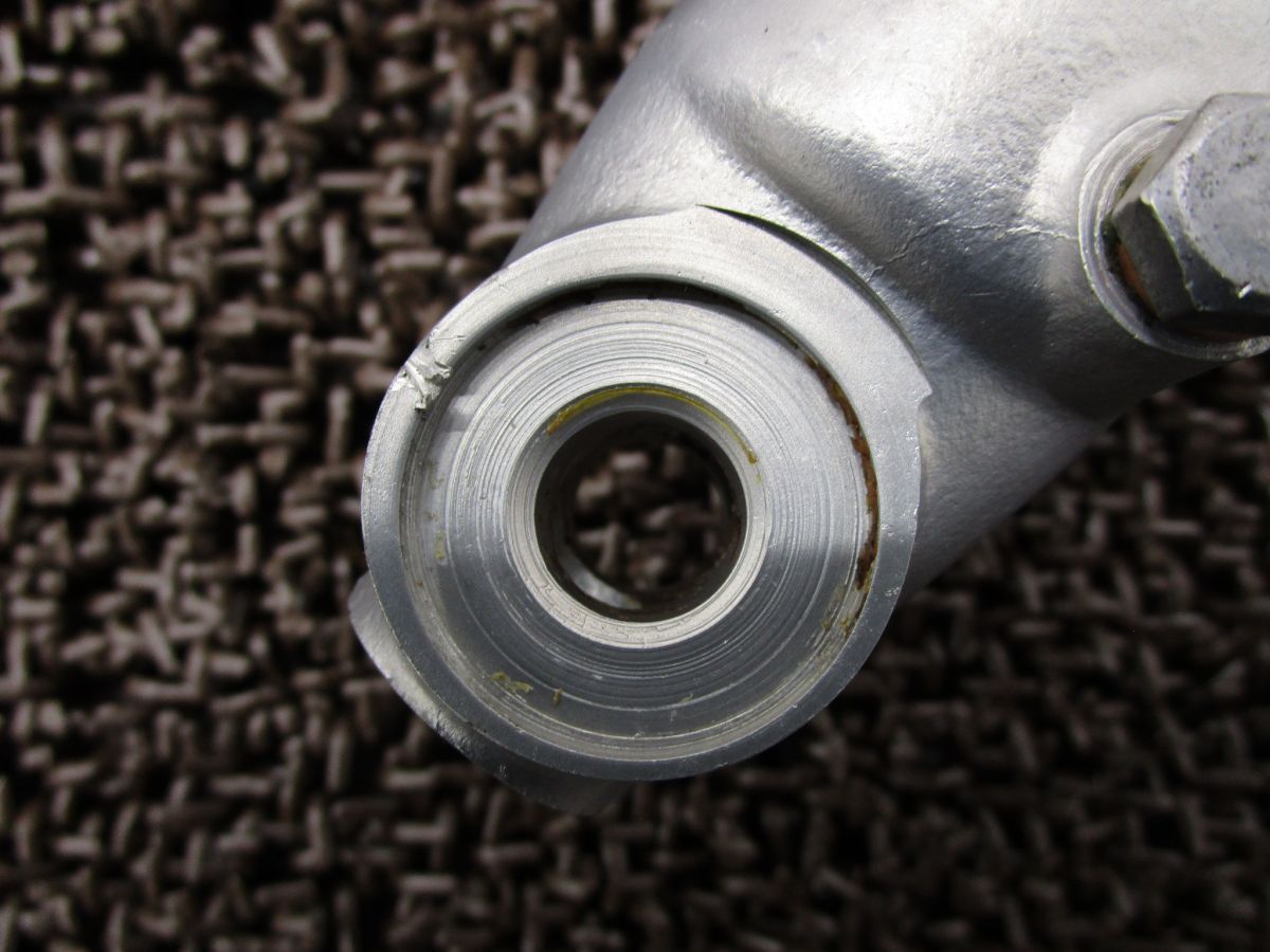 フロントフォーク A6338