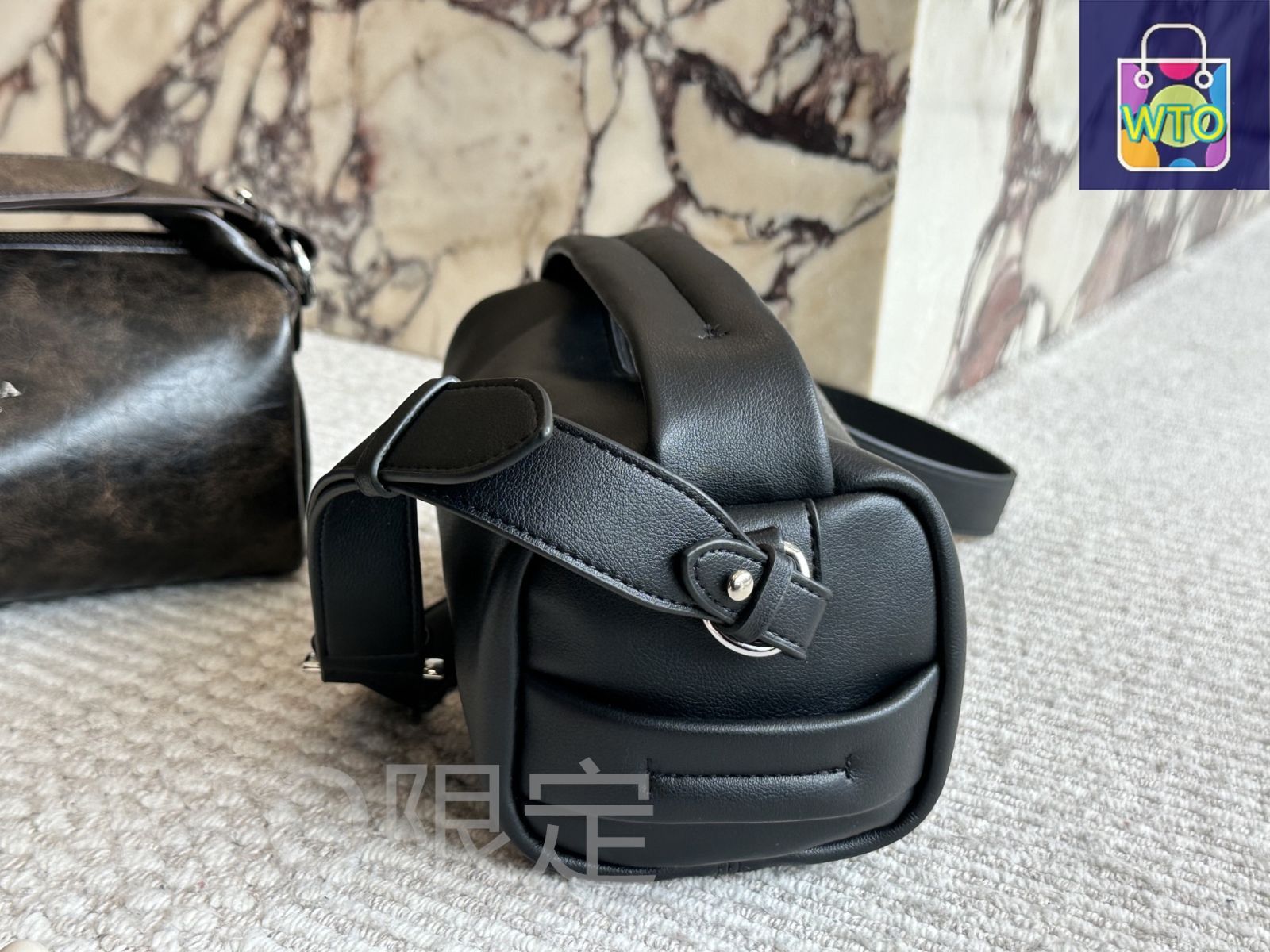 今日特価】Prada Nylon Tote Bag 23x12cm ナイロントートバッグ