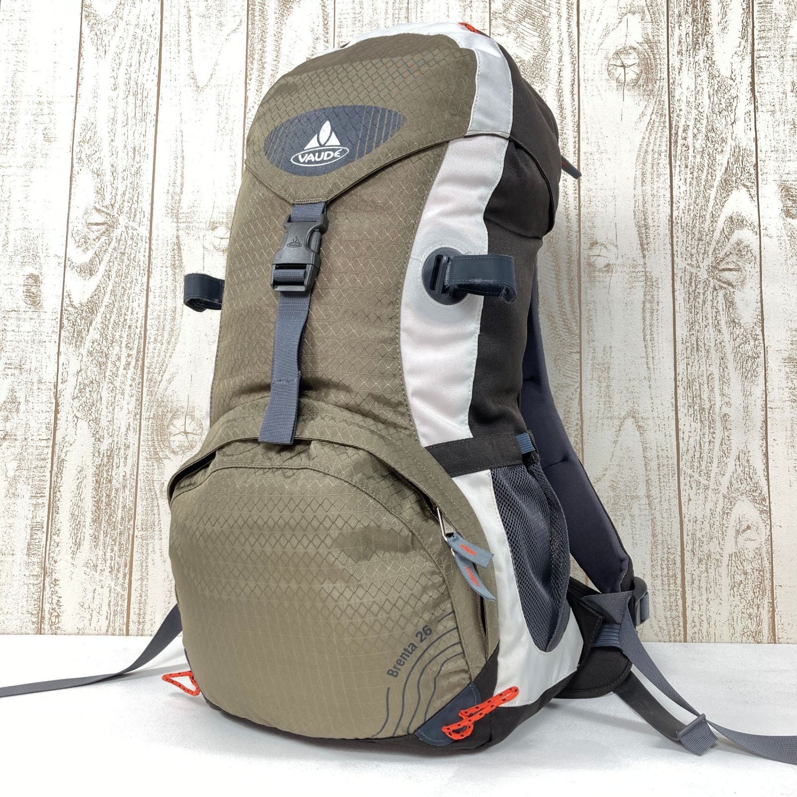 OneSize グリーン系 Vaude ファウデ ブレンタ 26 Brenta 26 ナイロン バッグ ストレージ バックパック デイパック 容量 ～29L z00051087 デイパック 容量 ～29L バックパック バッ