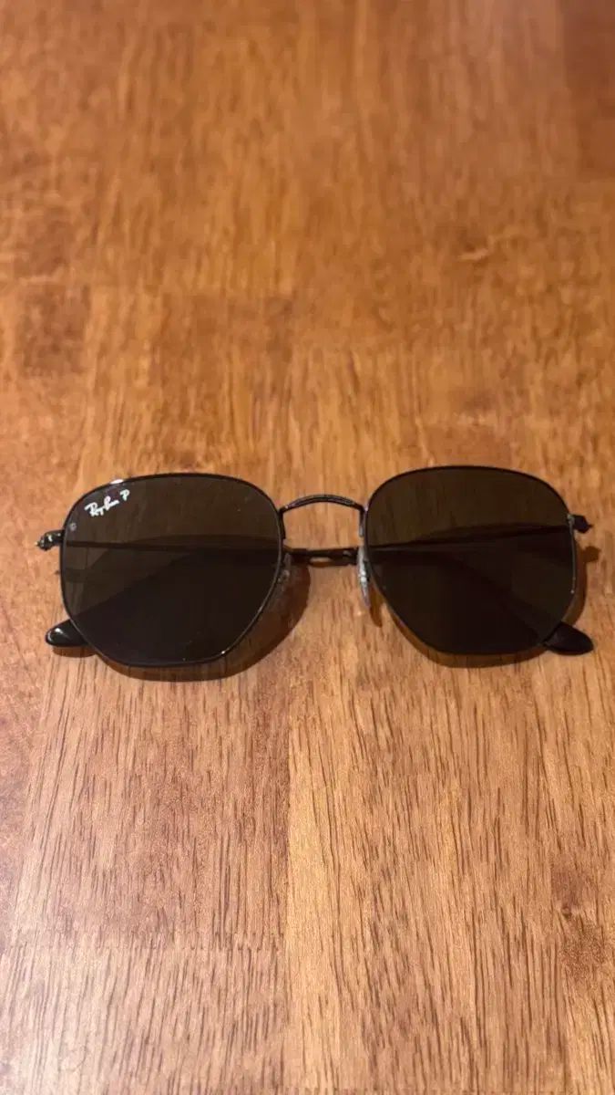 Ray-Ban レイバン rb4548 ー n 54 ブラック これらはサングラスです