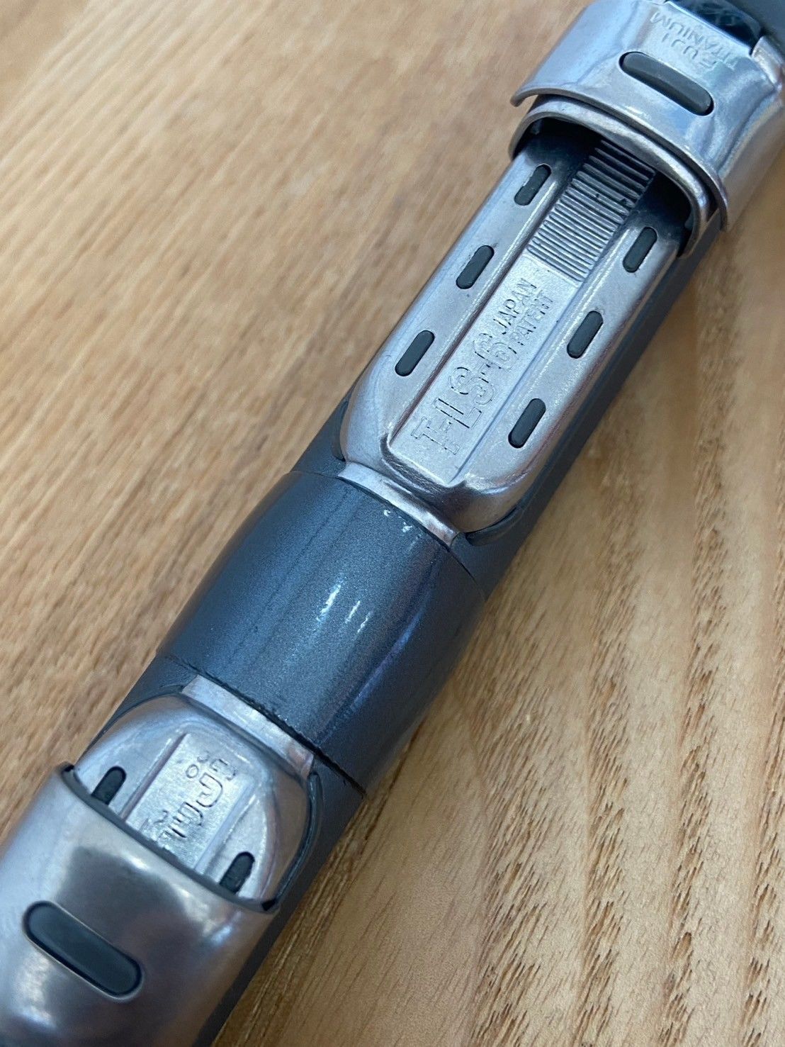 α-zoom ISO