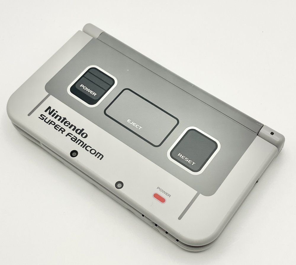 中古 Newニンテンドー3DS LL スーパーファミコン エディション