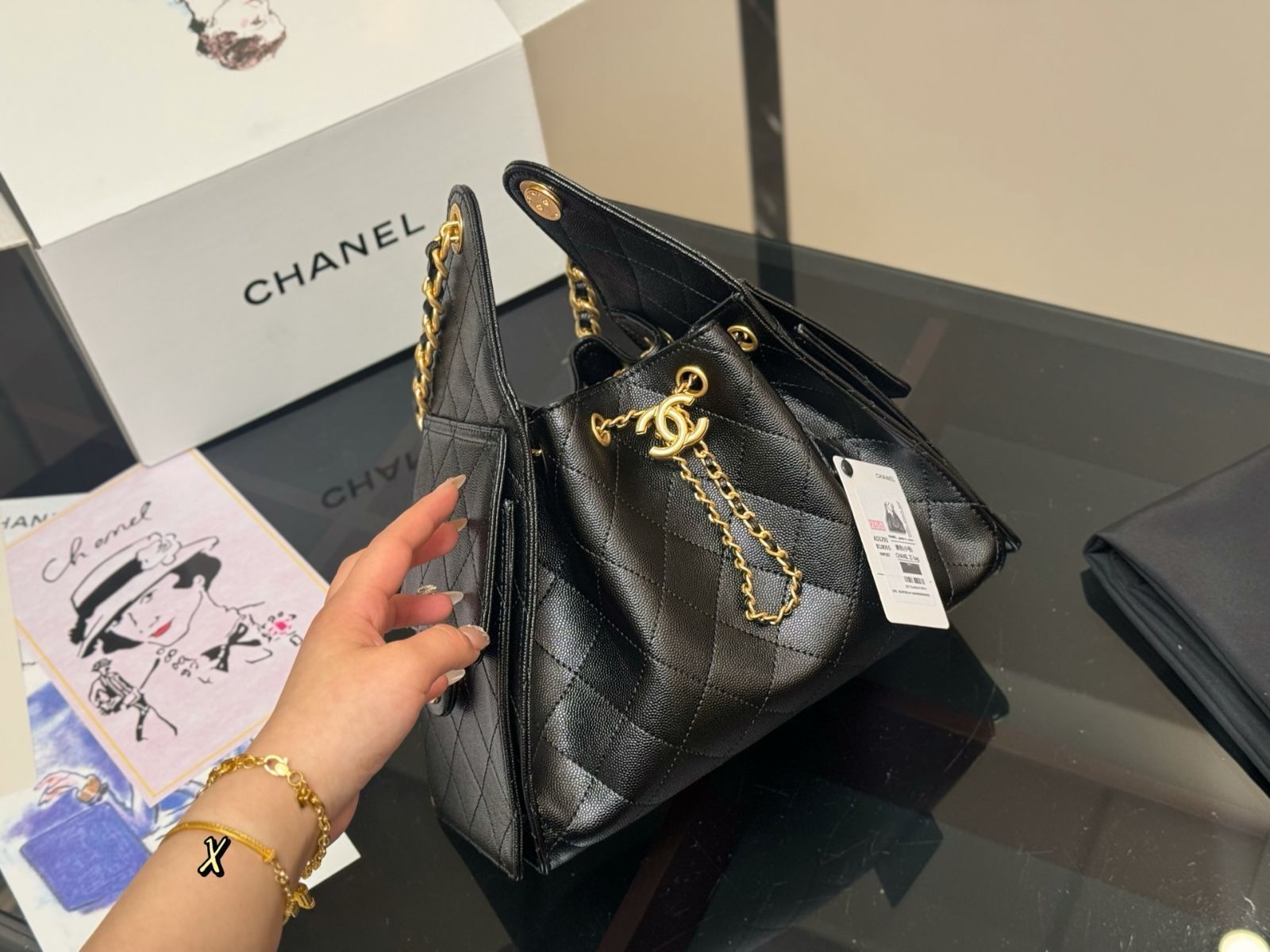 【使いやすいミニサイズ♪】CHANEL ホーボーバッグ 25S ホーボー バッグ - ハンドバッグ | CHANEL