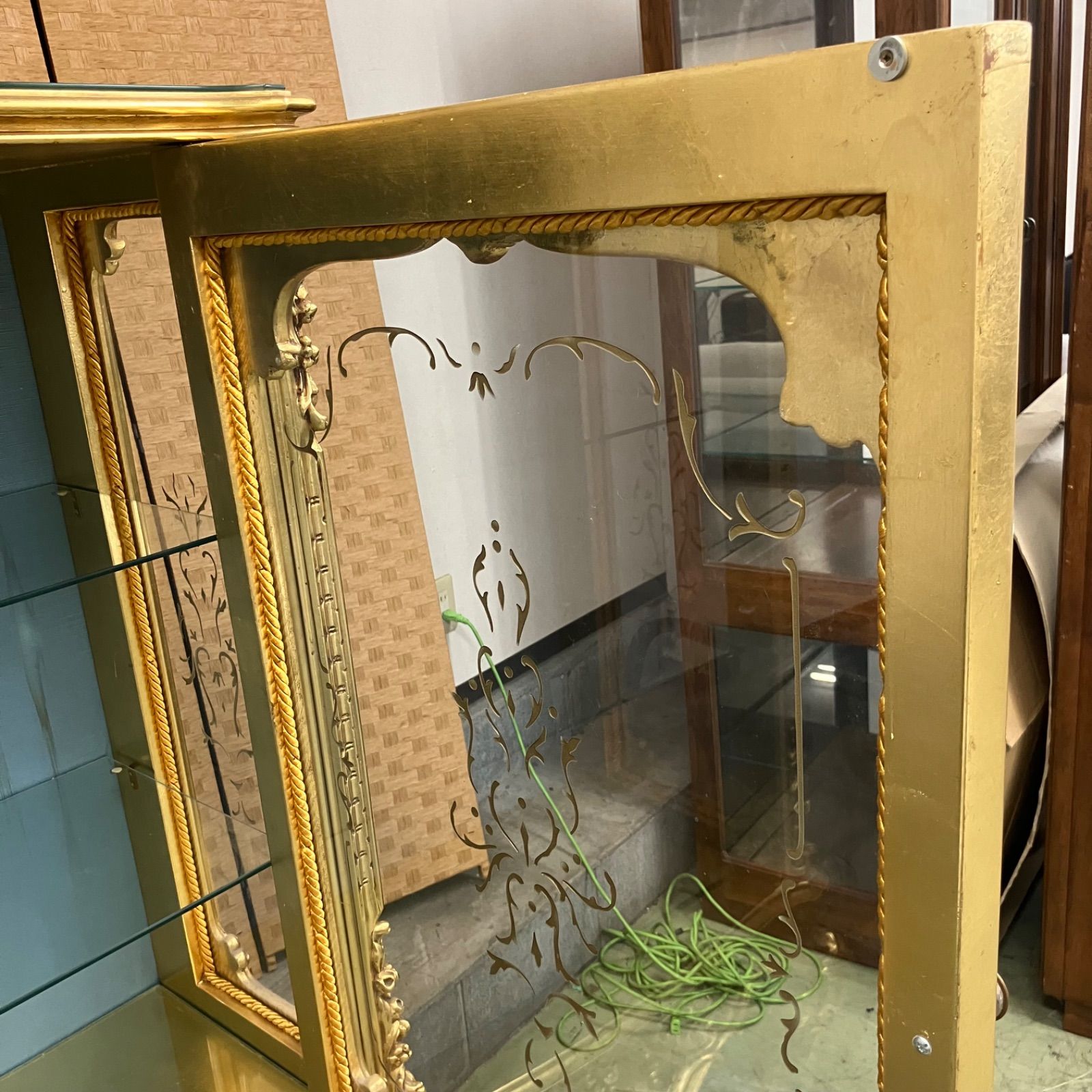 ガラスキャビネット ショーケース