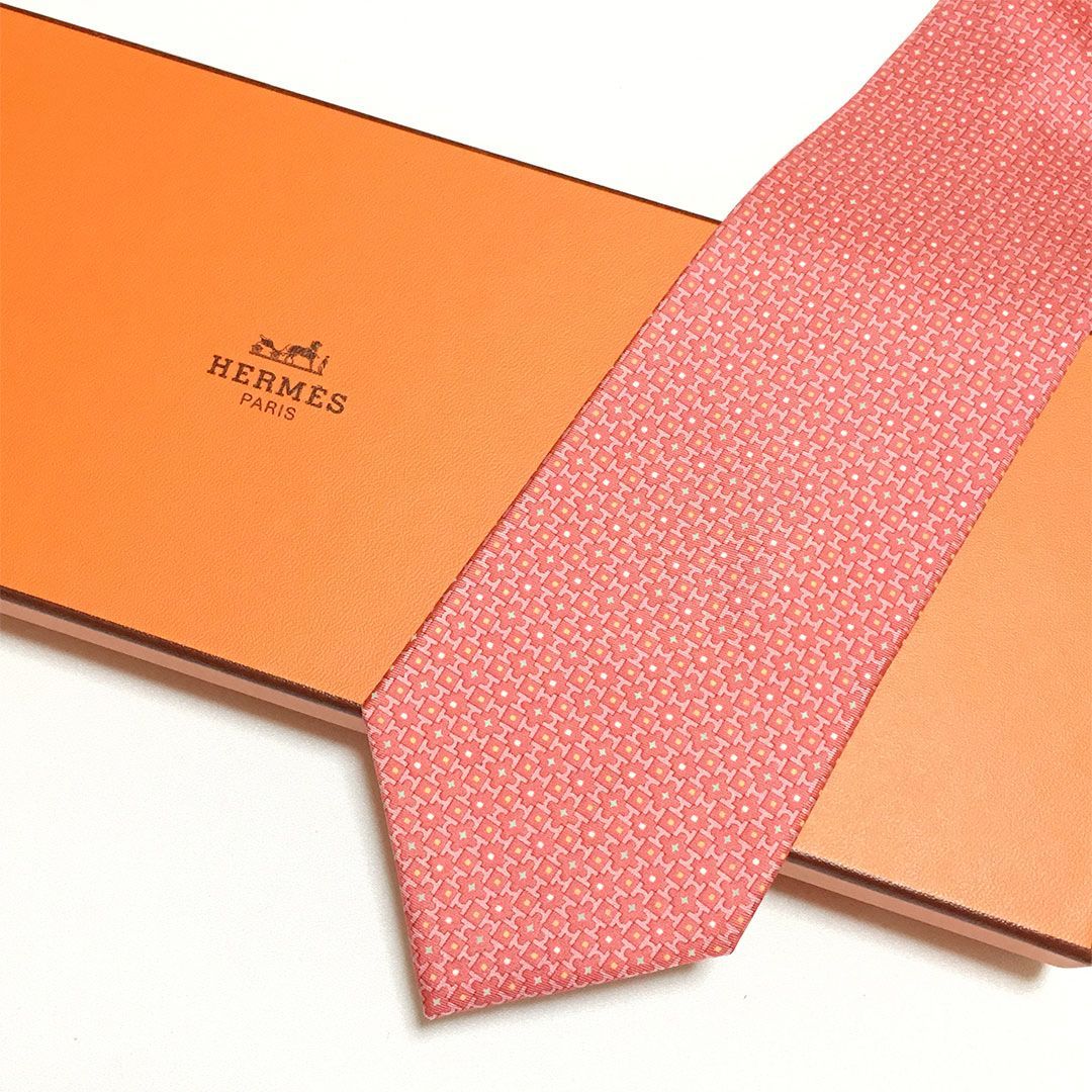 美品 HERMES エルメス ネクタイ シルク100% サーモンピンク 美品 エルメス HERMES ネクタイ シルク100% サーモンピンク系 H柄 2510