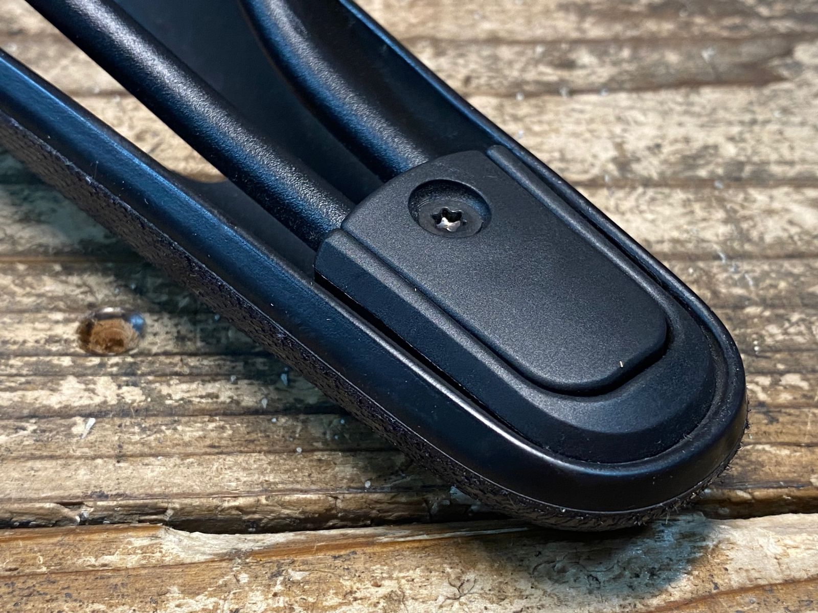 IW322 ブルックス BROOKS CAMBIUM C15 CARVED サドル 黒 - メルカリ