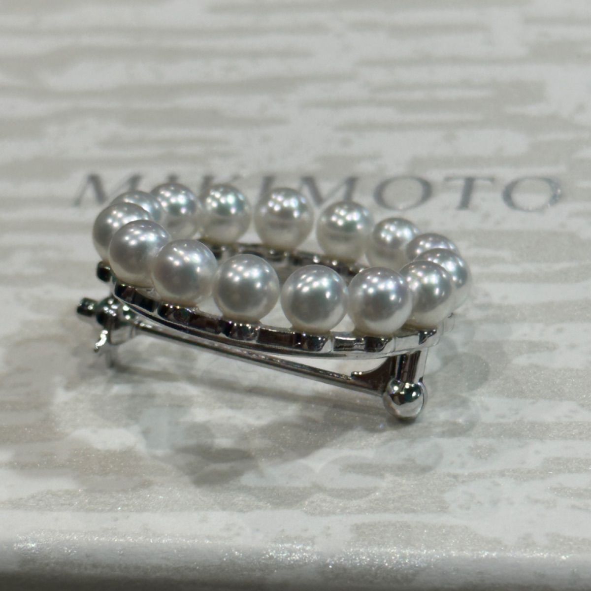 MIKIMOTO SV ベビーパール4.2㎜ サークルブローチ