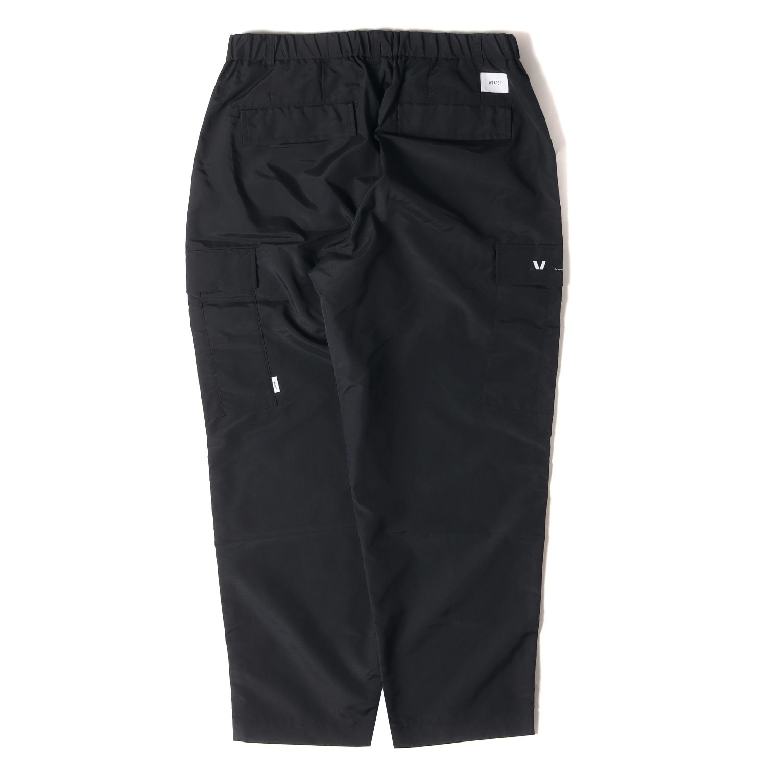 WTAPS ブラック ナイロンパンツ SPST2001