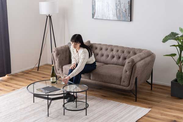 ガラステーブル