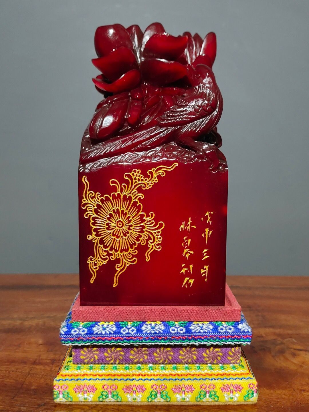 旧家蔵出し 寿山石 紅田黄石彫 鳳戲牡丹紋印章 印鑒 書道品 文房賞物 供養品 古美術品 収集家