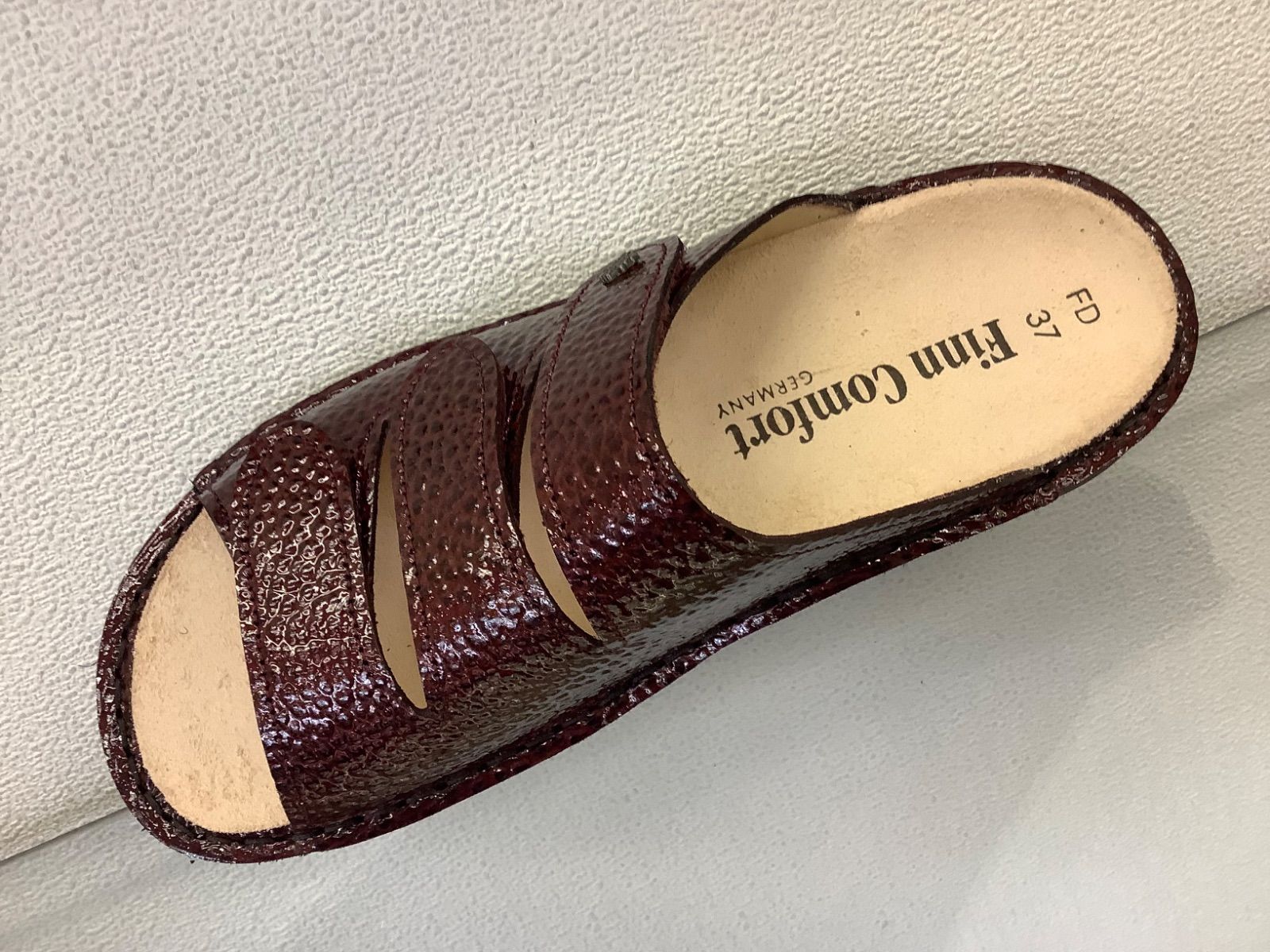 レディースコンフォートサンダルフィンコンフォート2501ピサワインエナメル37