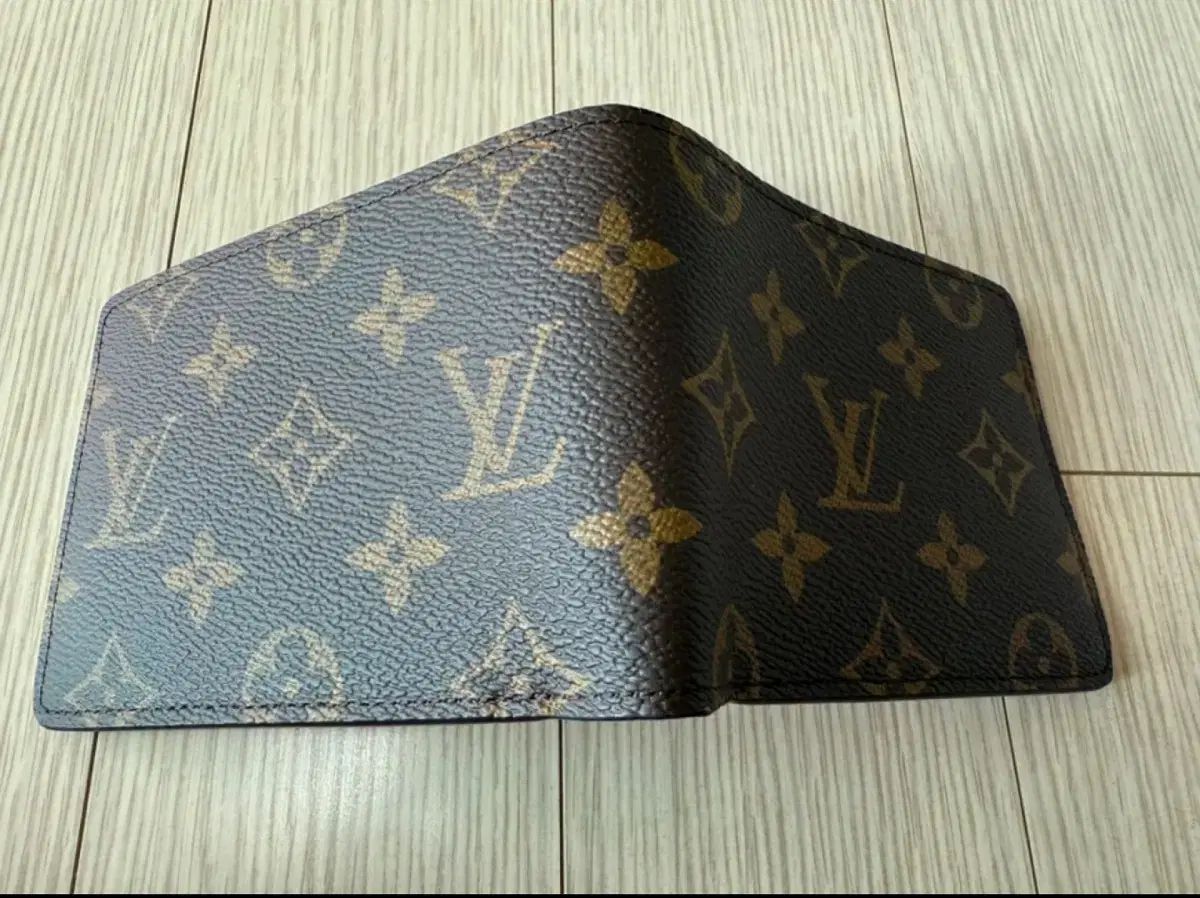ルイヴィトン LOUIS VUITTON - ダークブラウン×アイボリー×マルチ メンズ 確認出来ず ネクタイ LOUIS VUITTON ルイ ヴィトン アンティグア サック ウィークエンド