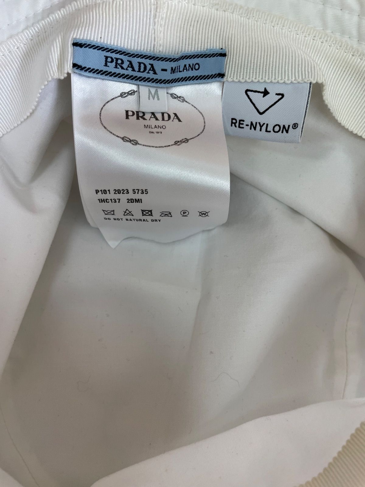 PRADA プラダ RE-NYLON 三角プレート バケットハット sizeL PRADA プラダ RE-NYLON 三角プレート バケットハット sizeM プラダハット