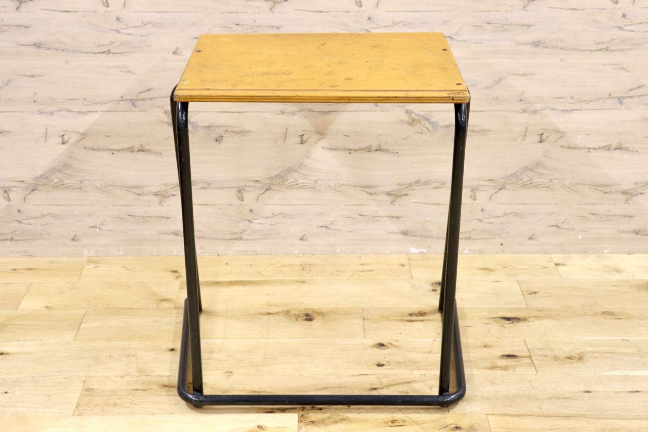 スクールデスク