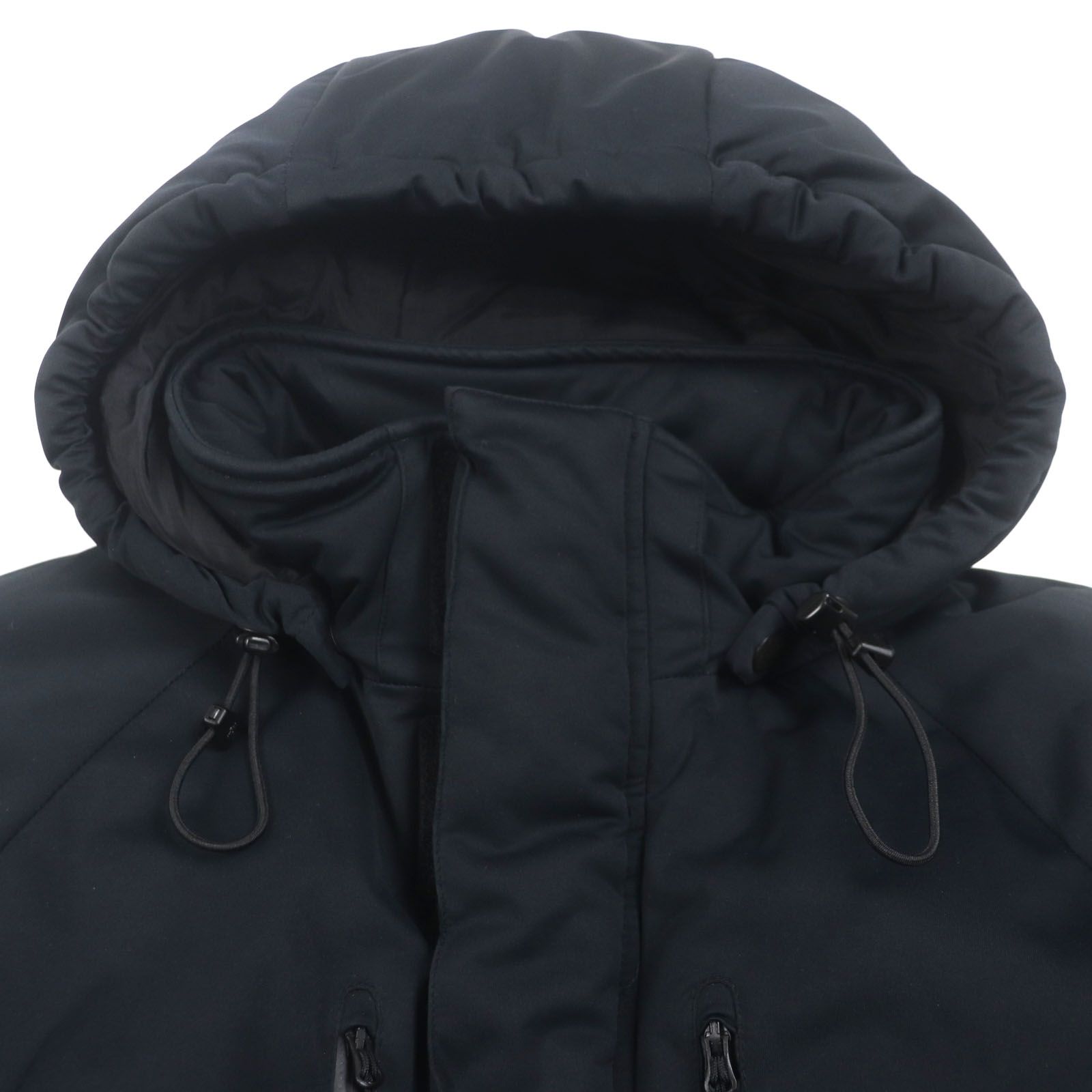 ROUGH AND RUGGED ラフアンドラゲッド Thinsulate ワッペン付き フーデッド 中綿入り ジップアップ ジャケット ブラック 3 メンズ