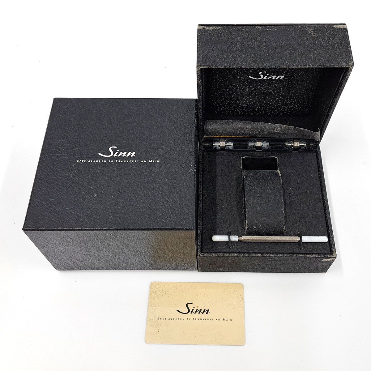 らくらくメルカリ便　終止の時計　ザ・ミュート　4枚 ジン U1 1010.U1 自動巻き Uボートスチール メンズ Sinn【中古