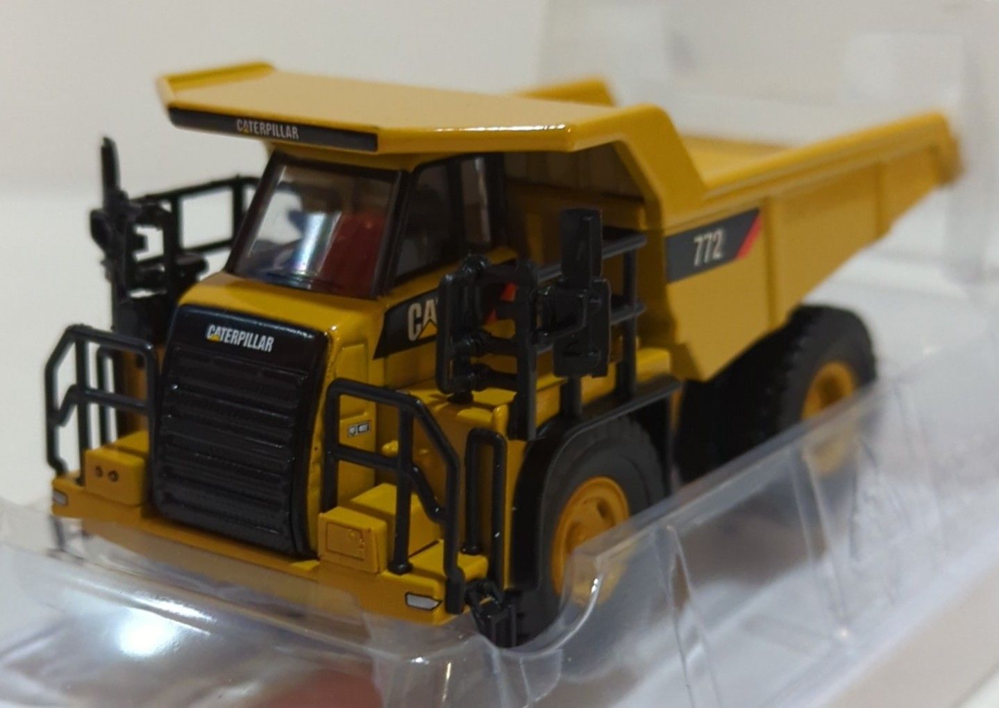 ノースコット　1／50スケール CAT 772 オフハイウェイトラック Norscot Caterpillar 772 Off-Highway Truck by Cranes Etc TV