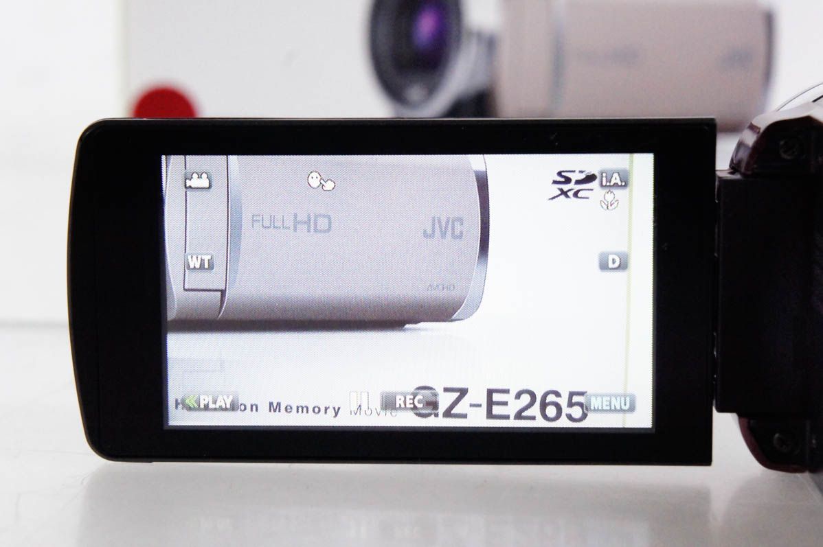 【中古】JVC Victorビクター エブリオEverio ハイビジョンメモリームービー GZ-E345 ビデオカメラ 16GB 楽天市場】【中古】JVC Victorビクター エブリオEverio