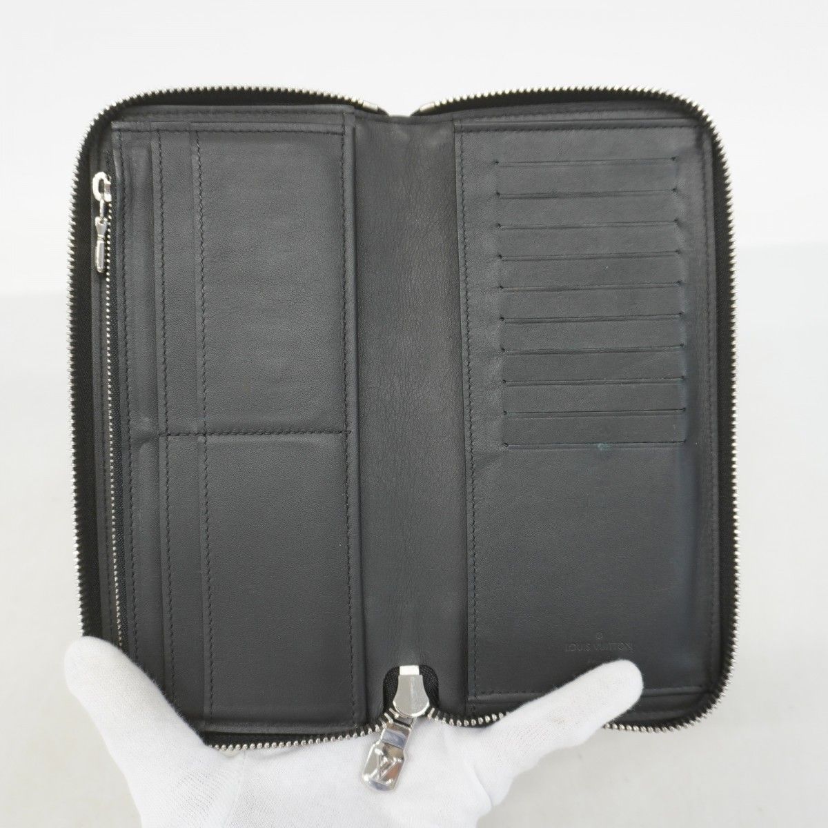 【未使用に近い】ルイヴィトン ダミエアンフィニ ジッピーヴェルティカル メンズ ☆SALE【5hb0342-h】ルイヴィトン 長財布 ダミエ・アンフィニ 3D