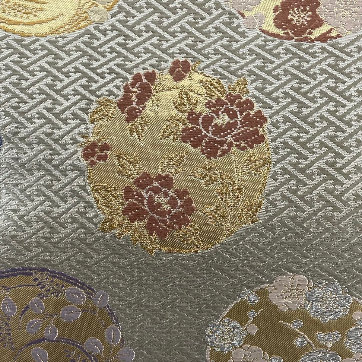袋帯 能衣花乃丸文 金銀糸 箔 灰色 六通 正絹